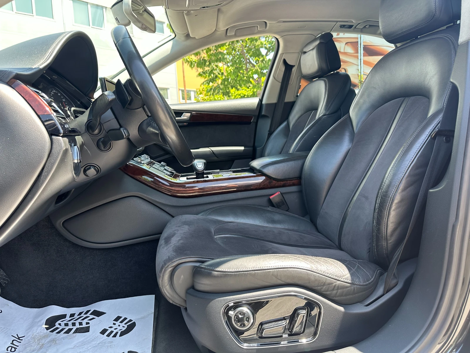 Audi A8 4.2d 351 к.с. - изображение 8