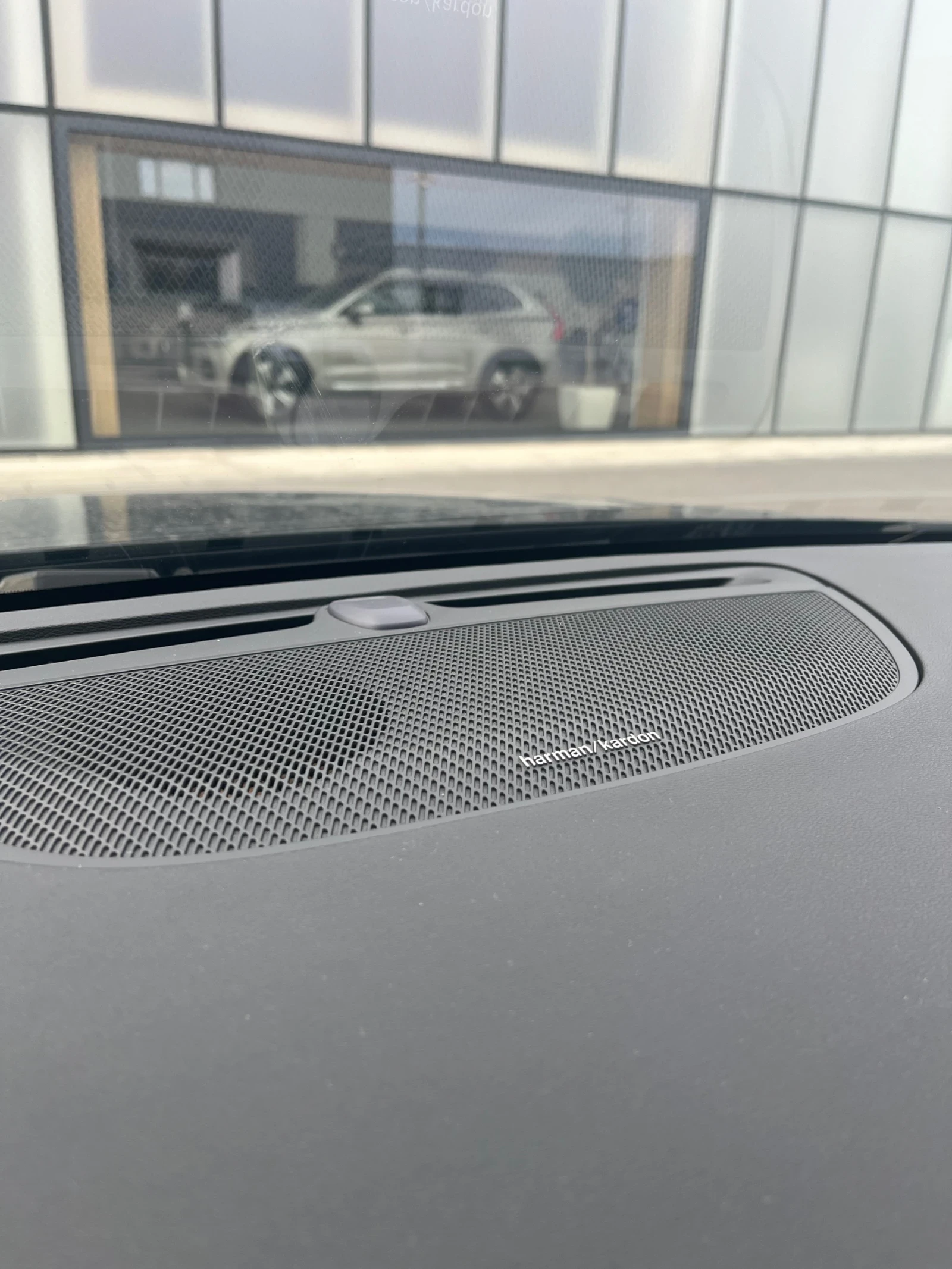 Volvo S60 INSCRIPTION 2.0biTurbo Hybrid | Mobile.bg   13