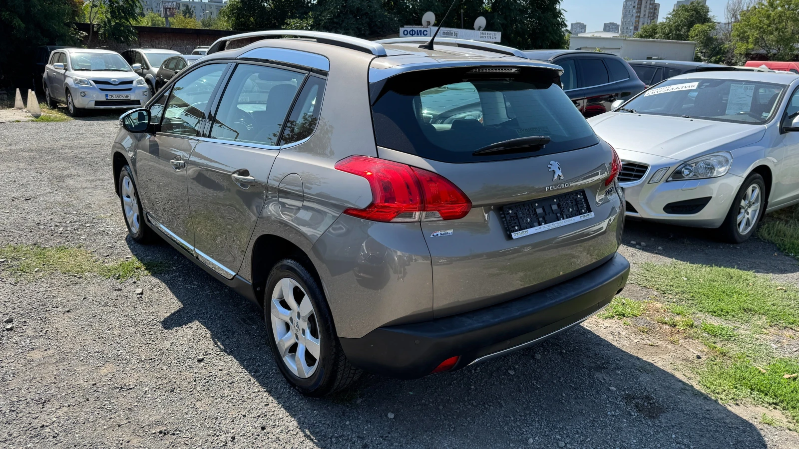 Peugeot 2008 1.6i Внос ШВЕЙЦАРИЯ! Автоматик, Navi, PDC, LED - изображение 7