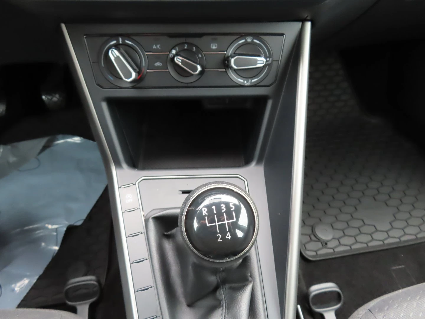 VW Polo Comfortline 1.0 EVO BMT | Mobile.bg � ����������� 10