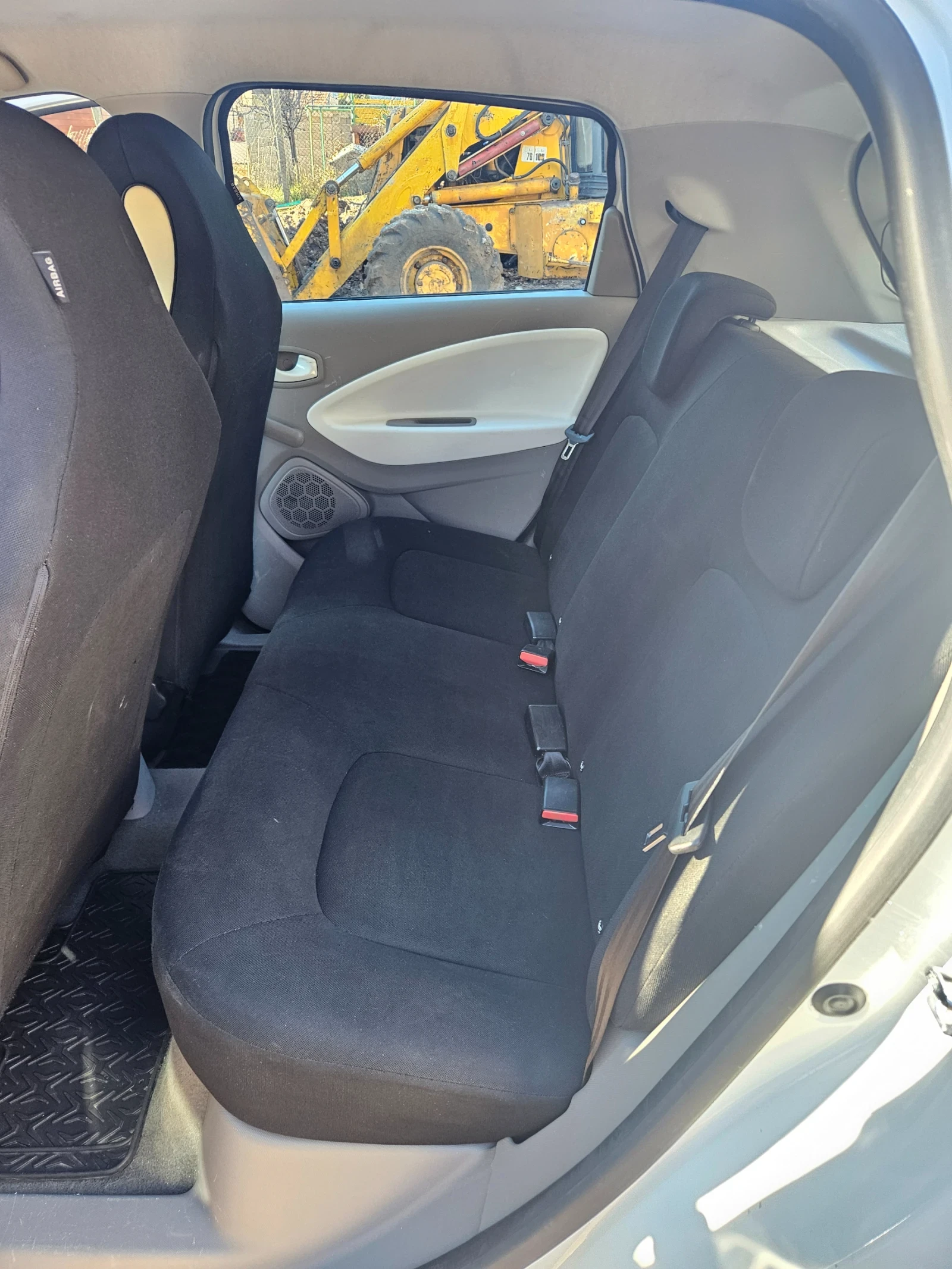 Renault Zoe Z.E 41kwh Life | Mobile.bg � ����������� 12