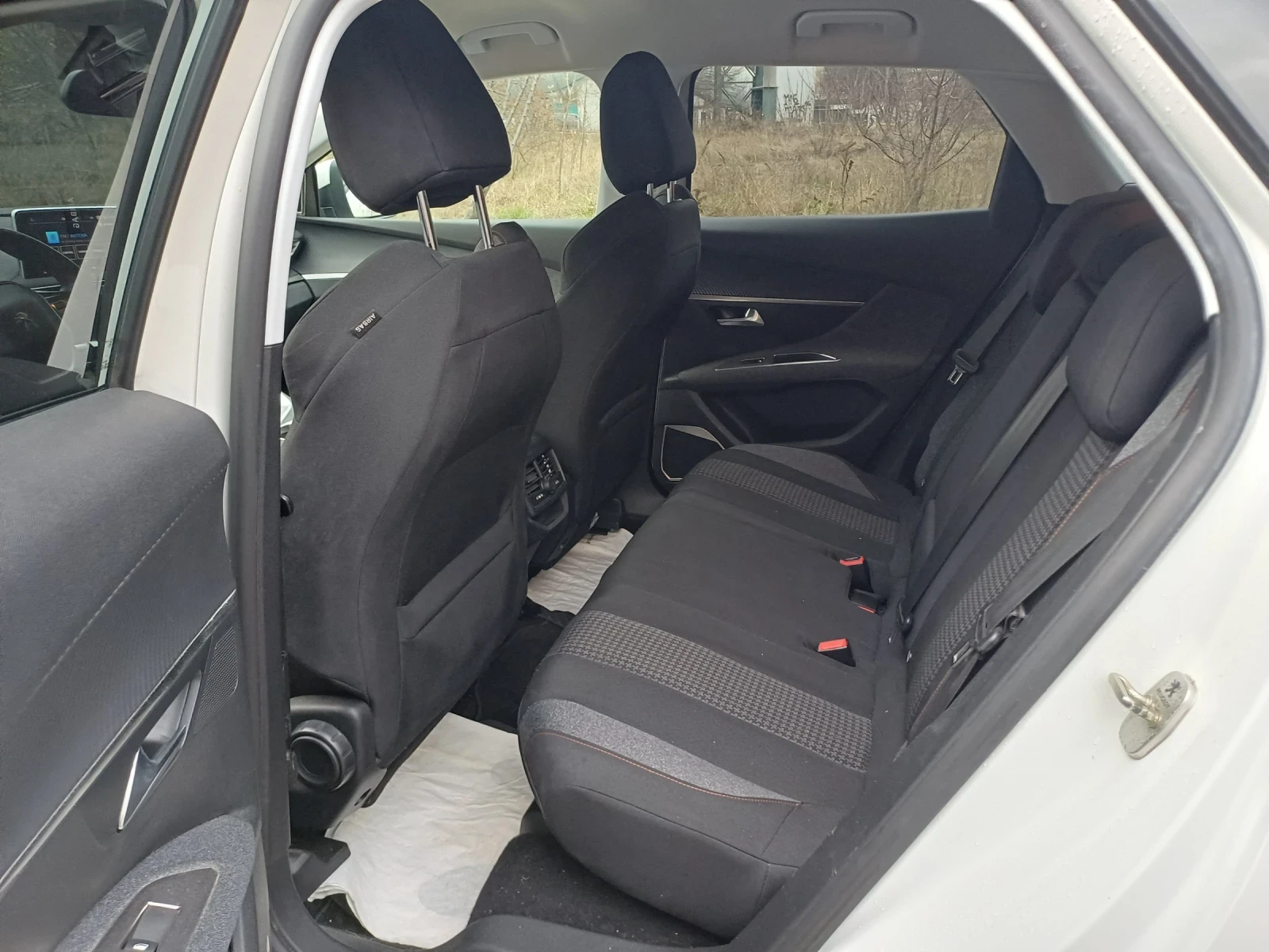 Peugeot 3008 1.5 BLUE HDI | Mobile.bg � ����������� 11