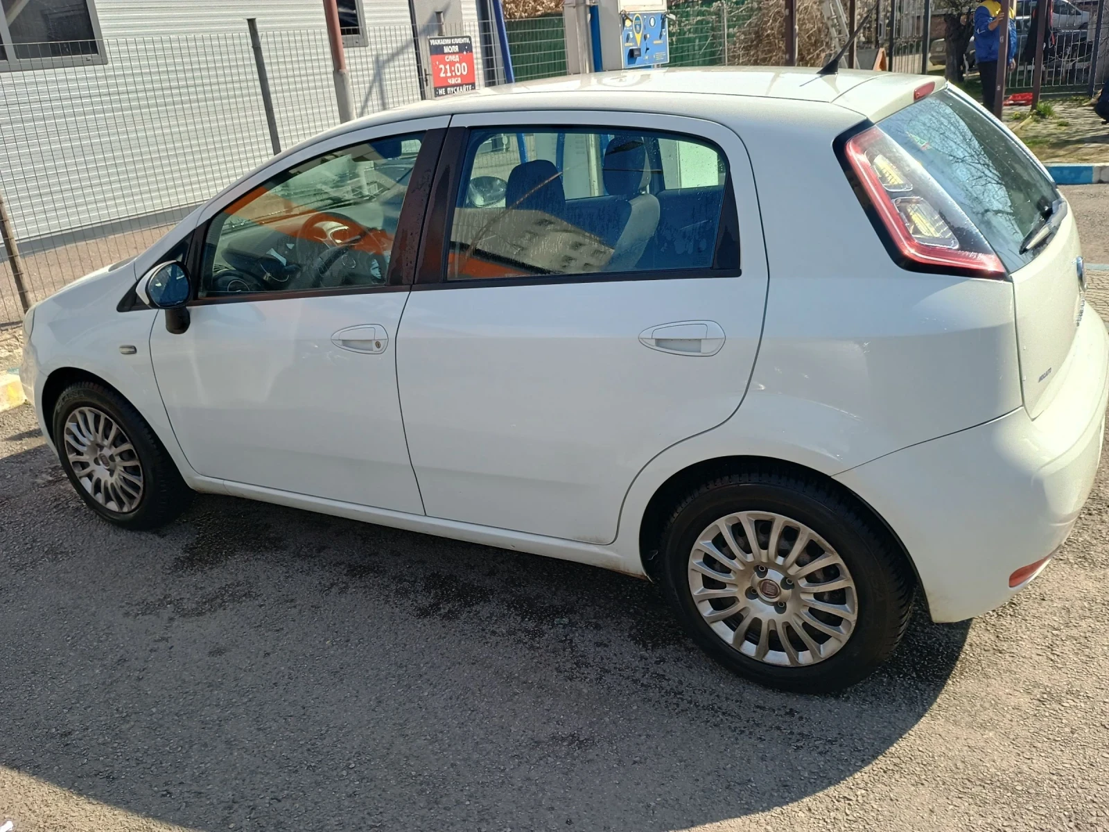 Fiat Punto, снимка 4 - Автомобили и джипове - 54384123