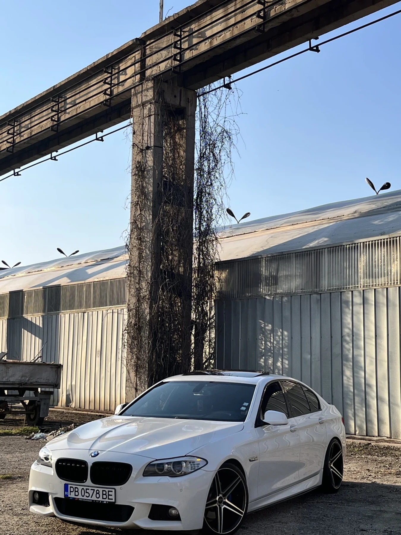 BMW 520 М ВОЛАН, СПОРТНО ОКАЧВАНЕ, CAR PLAY, снимка 4 - Автомобили и джипове - 54576101