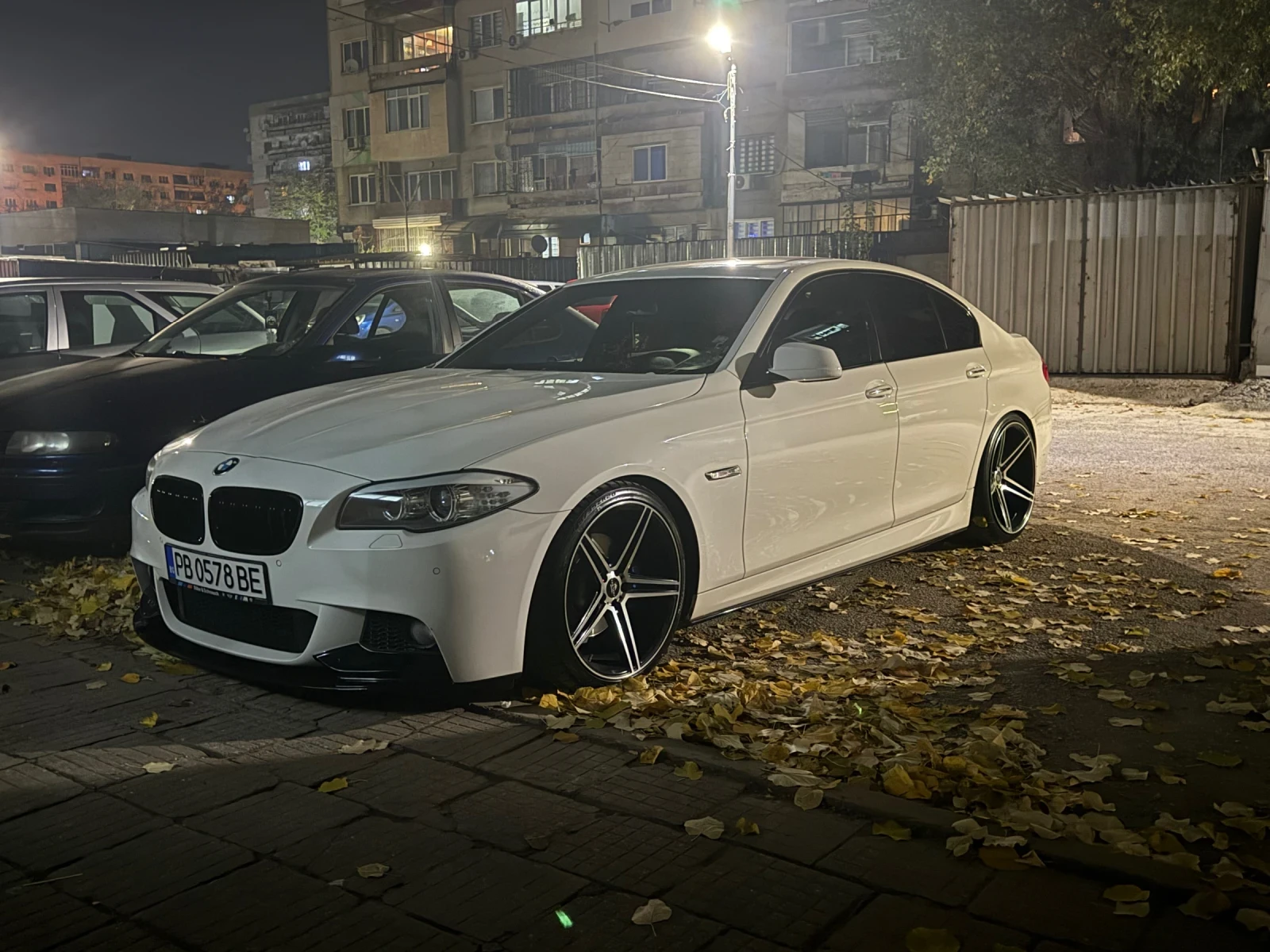 BMW 520 М ВОЛАН, СПОРТНО ОКАЧВАНЕ, CAR PLAY, снимка 3 - Автомобили и джипове - 54576101
