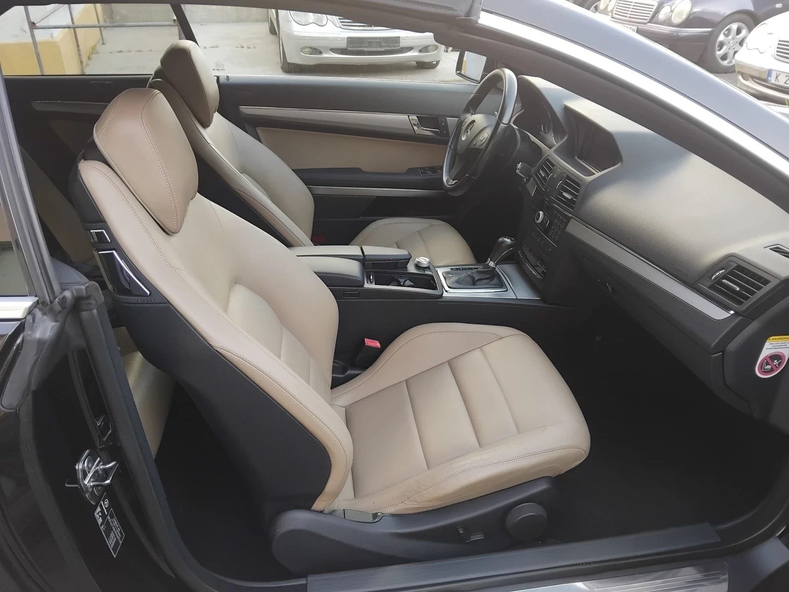 Mercedes-Benz E 250 CDI* Avtomat* 204кс., снимка 7 - Автомобили и джипове - 54671375