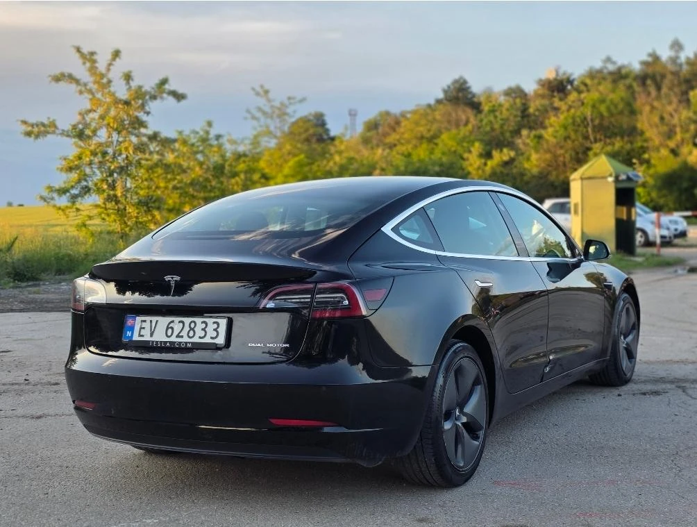 Tesla Model 3  4х4 Long Range Безплатно Зареждане, снимка 6 - Автомобили и джипове - 54814590