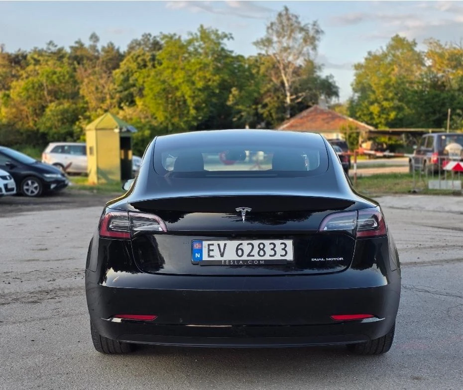 Tesla Model 3  4х4 Long Range Безплатно Зареждане, снимка 5 - Автомобили и джипове - 54814590