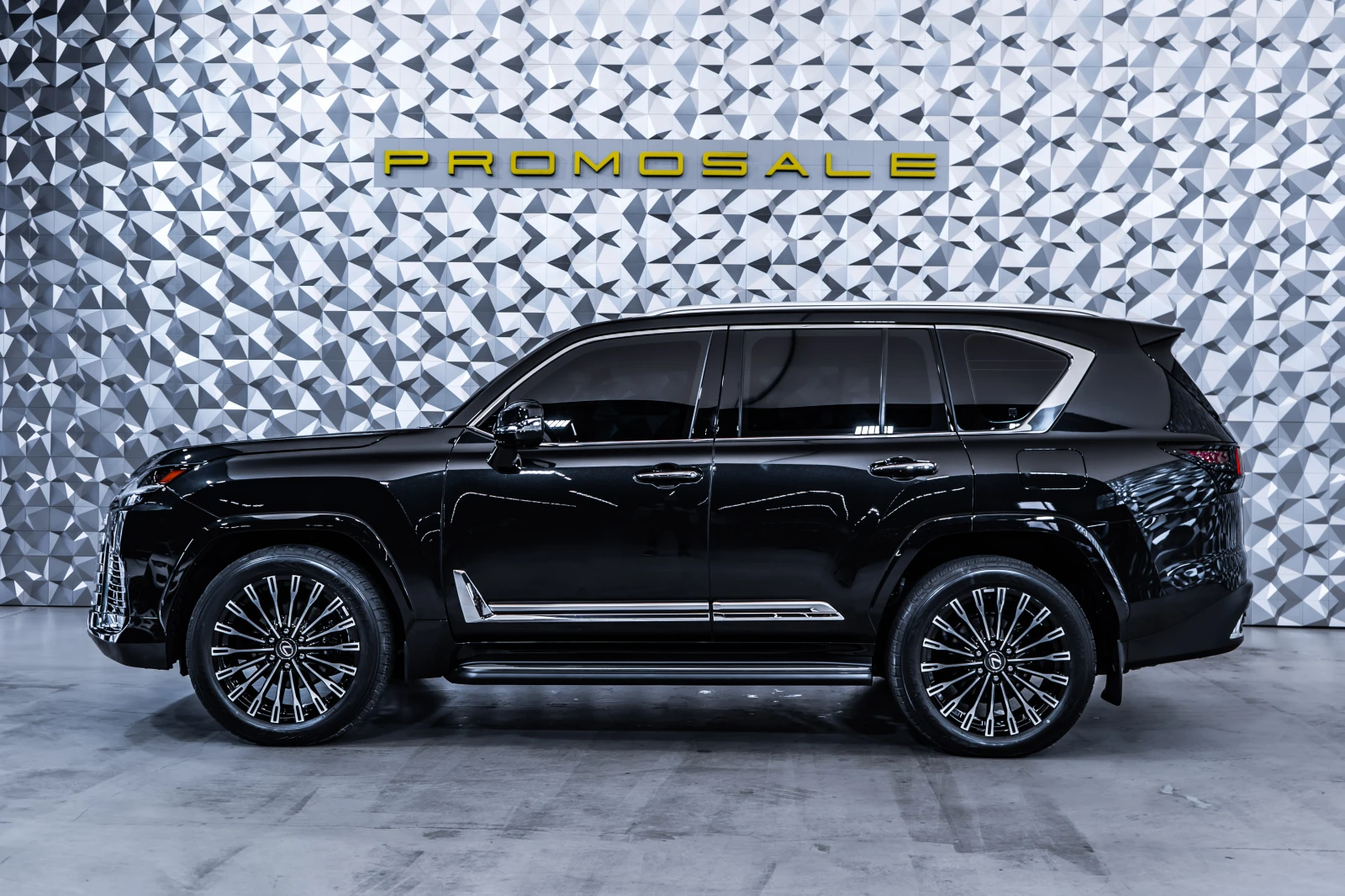 Lexus LX 600 B6 Armor* Ultra LUXURY* 360, снимка 3 - Автомобили и джипове - 55034689
