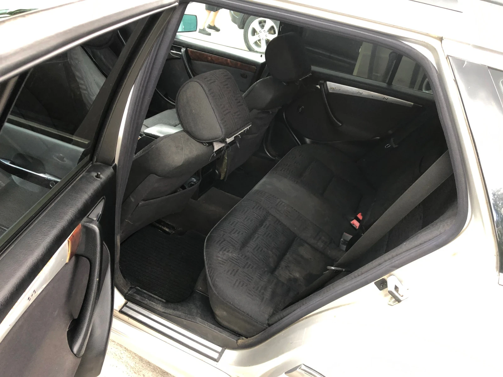 Mercedes-Benz C 200 Kompressor, снимка 8 - Автомобили и джипове - 55207857