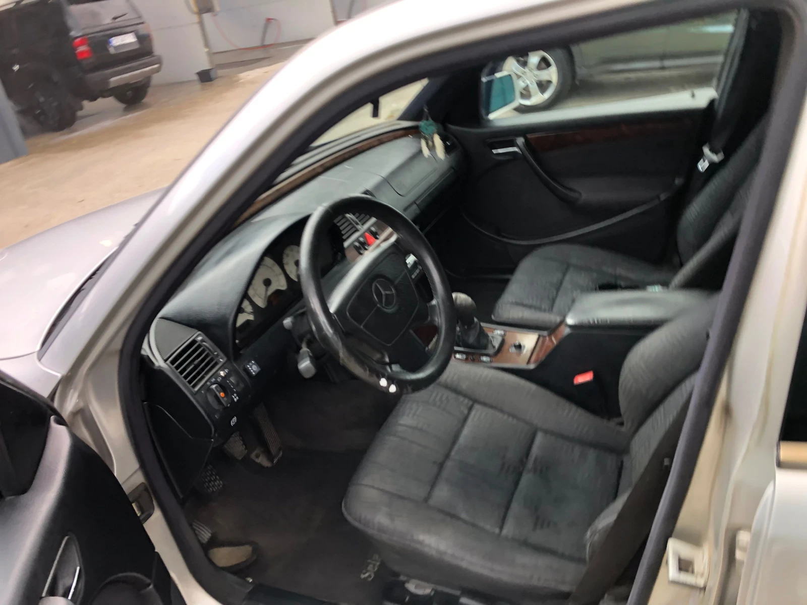 Mercedes-Benz C 200 Kompressor, снимка 7 - Автомобили и джипове - 55207857