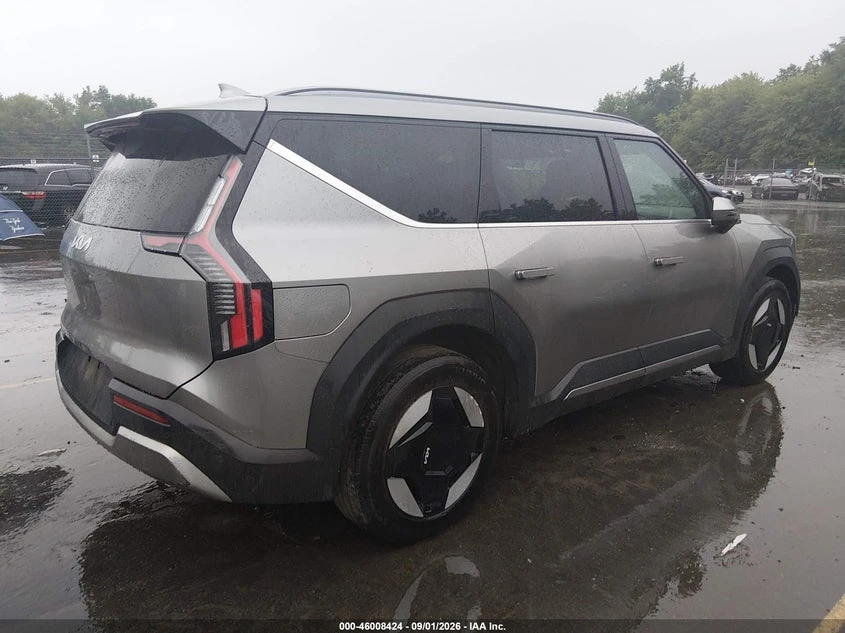 Kia EV9 Wind AWD, снимка 4 - Автомобили и джипове - 56405494