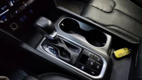 Обява за продажба на Hyundai Santa fe 2.0 2WD EXCLUSIVE  ~37 300 лв. - изображение 7 | Auto.bg Обява за продажба на Hyundai Santa fe 2.0 2WD EXCLUSIVE  ~37 300 лв. - изображение 7