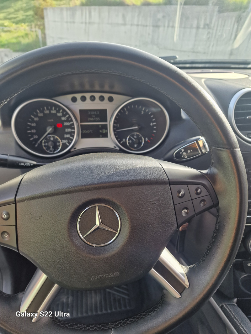 Mercedes-Benz ML 320, снимка 12 - Автомобили и джипове - 45797425