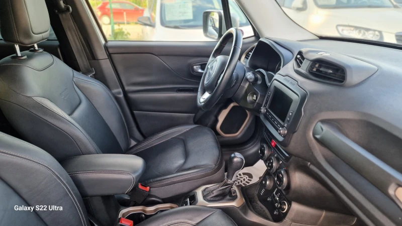 Jeep Renegade 2.4 i 4x4 Swiss Limited Automatic, снимка 15 - Автомобили и джипове - 50358049