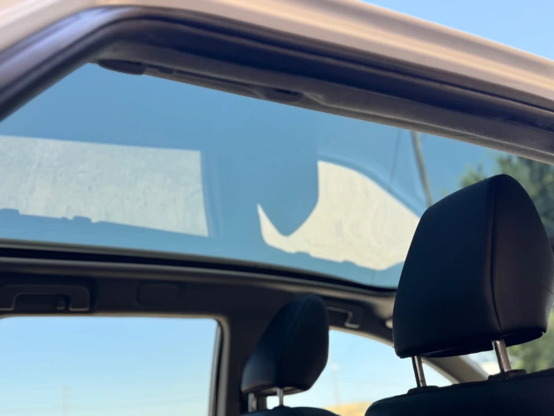 Toyota Auris * 1.8-100* ИТАЛИЯ* ПАНОРАМА* КАМЕРА* КСЕНОН* , снимка 8 - Автомобили и джипове - 50404503