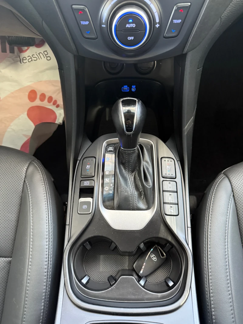 Hyundai Santa fe Grand 2.2CRDI FACELIFT Швейцария, снимка 14 - Автомобили и джипове - 52654054