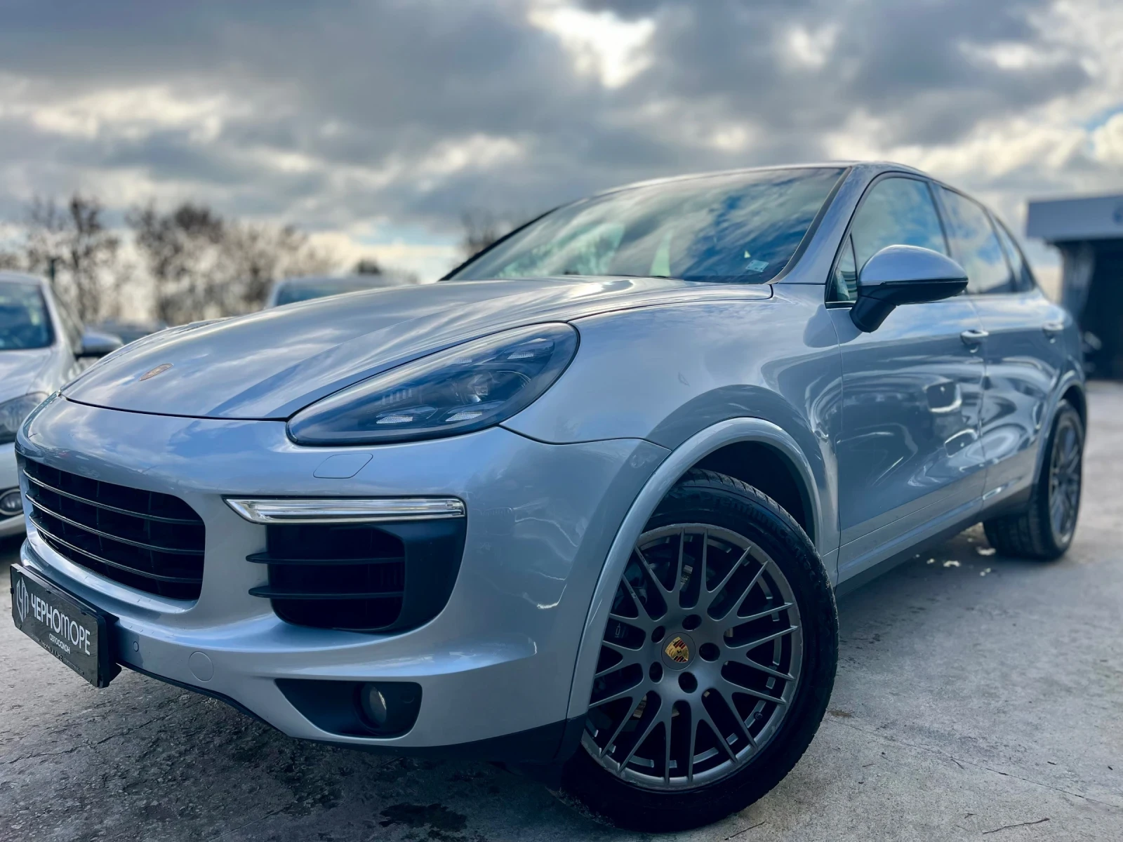 Porsche Cayenne 3.0d V6 Final Platinum Edition AWD Panorama - изображение 3