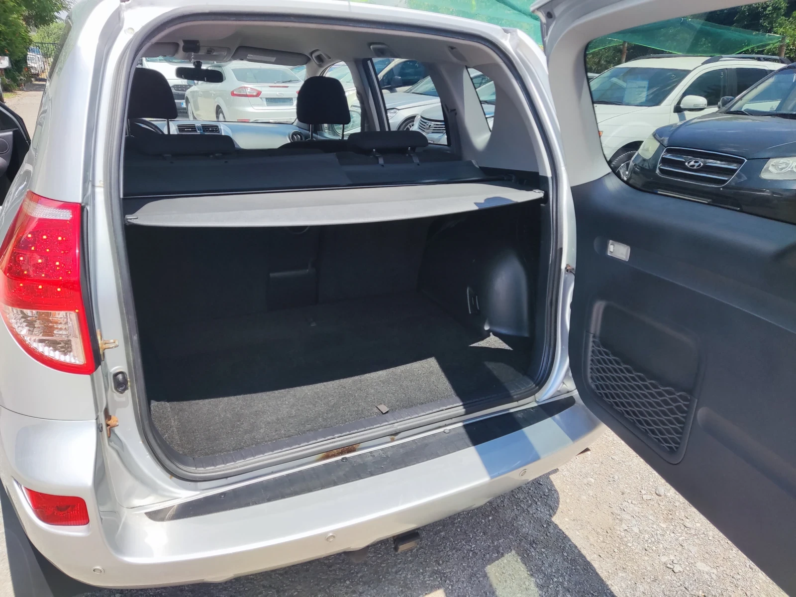 Toyota Rav4 2.2 D4D - изображение 7