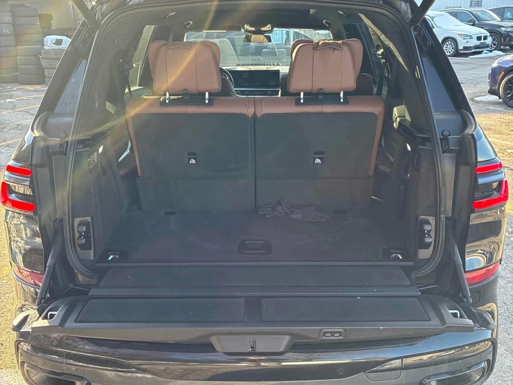 BMW X7 * xDrive40i * CARFAX *    | Mobile.bg   15