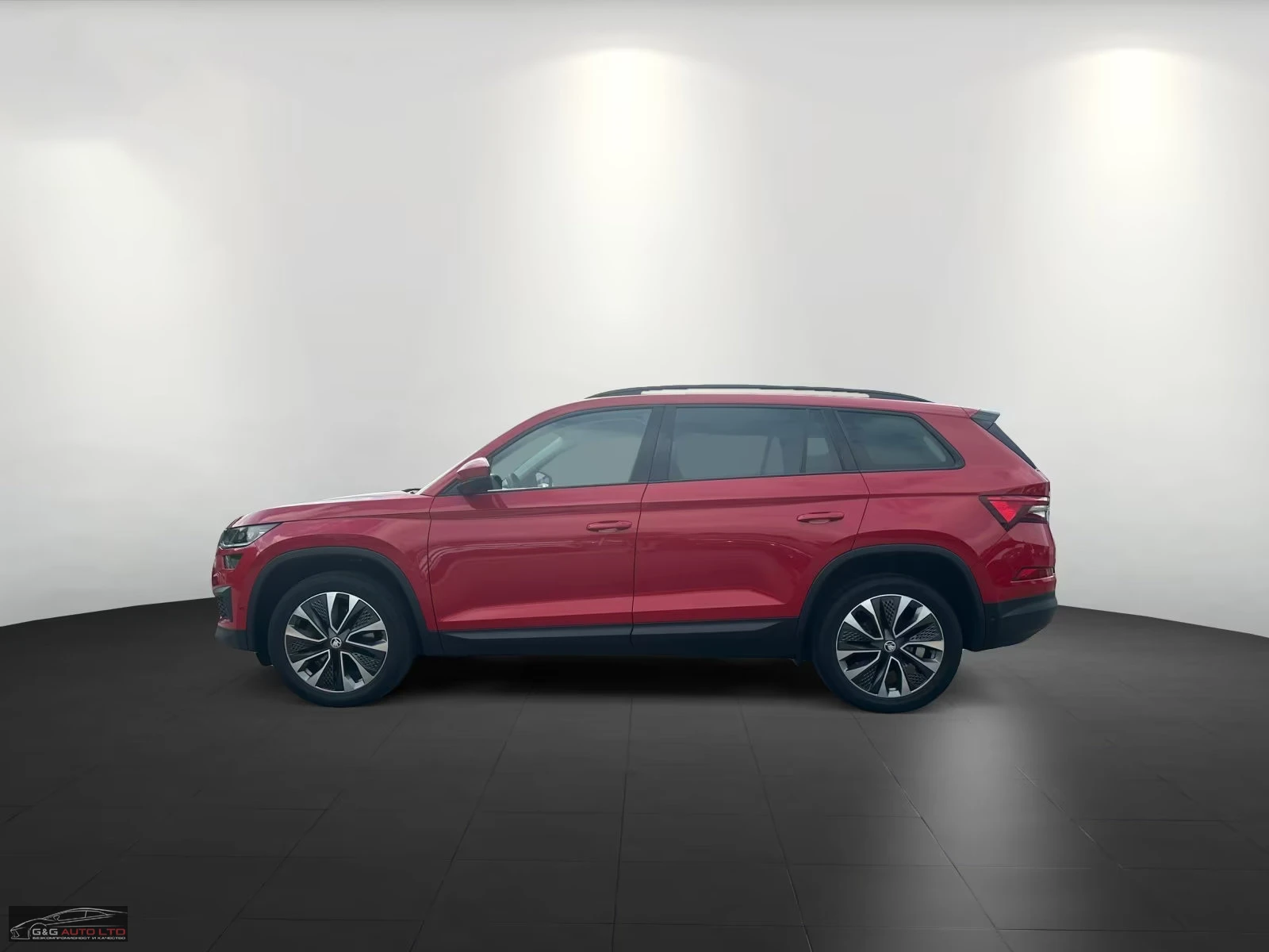 Skoda Kodiaq 2.0TDI/193HP/SELECT/4X4/360/CARPLAY/152z, снимка 3 - Автомобили и джипове - 53824383