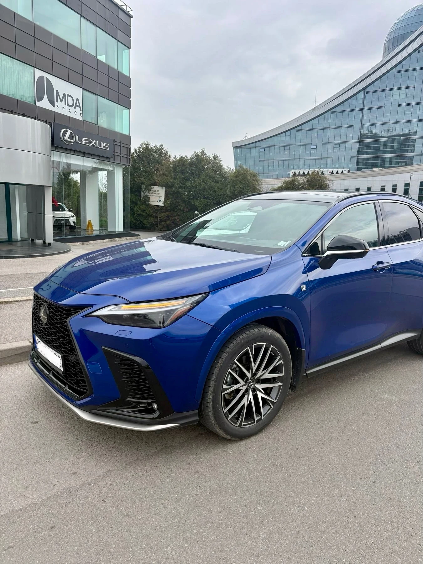 Lexus NX 350 F-sport AWD, снимка 3 - Автомобили и джипове - 54578275