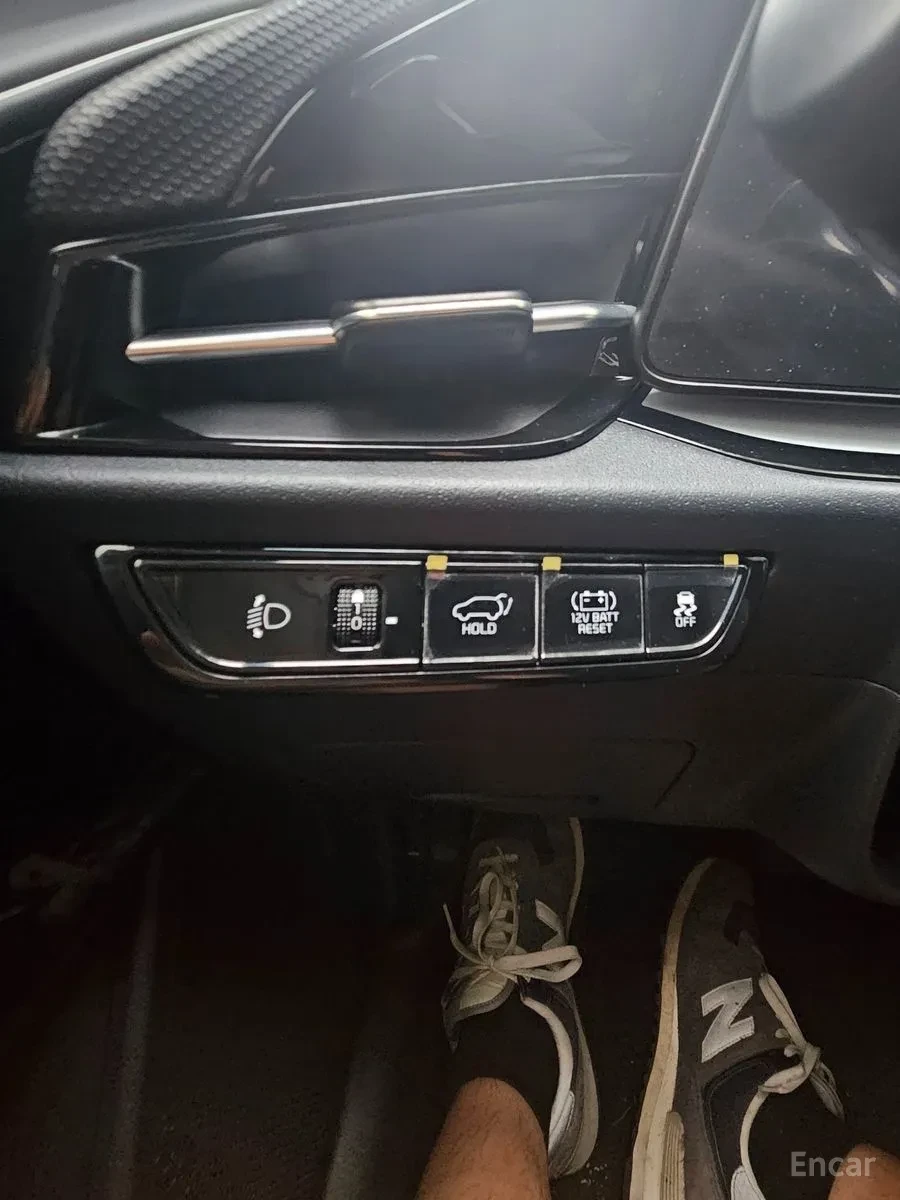 Kia Niro, снимка 11 - Автомобили и джипове - 55057180