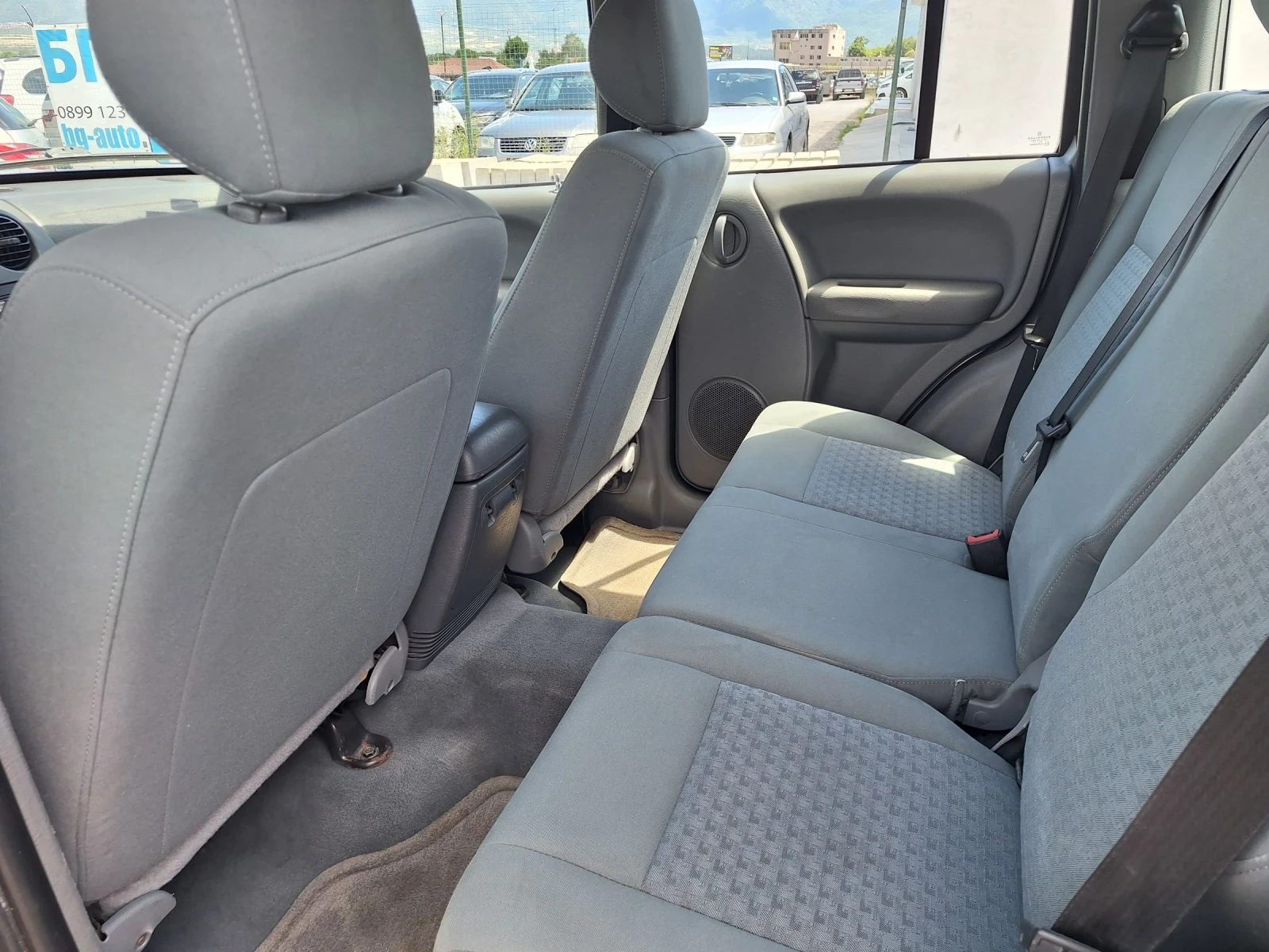 Jeep Cherokee 2.8CRDI, снимка 10 - Автомобили и джипове - 55233271