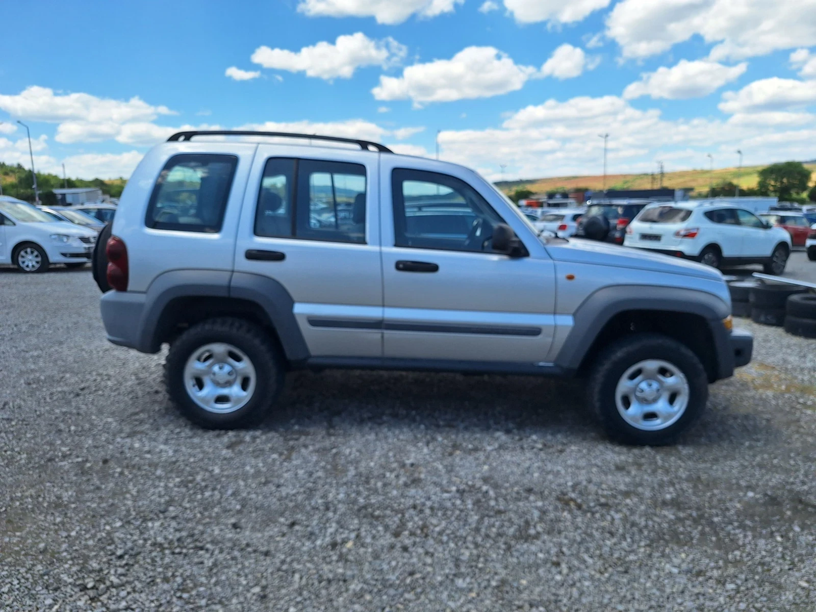Jeep Cherokee 2.8CRDI, снимка 4 - Автомобили и джипове - 55233271
