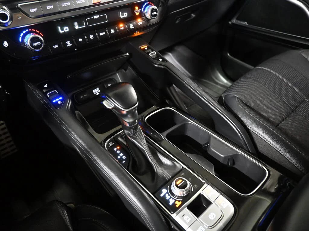 Kia Telluride SX AWD| 6+ 1| �����4| HarmK| 360| CARPLAY | Mobile.bg � ����������� 13