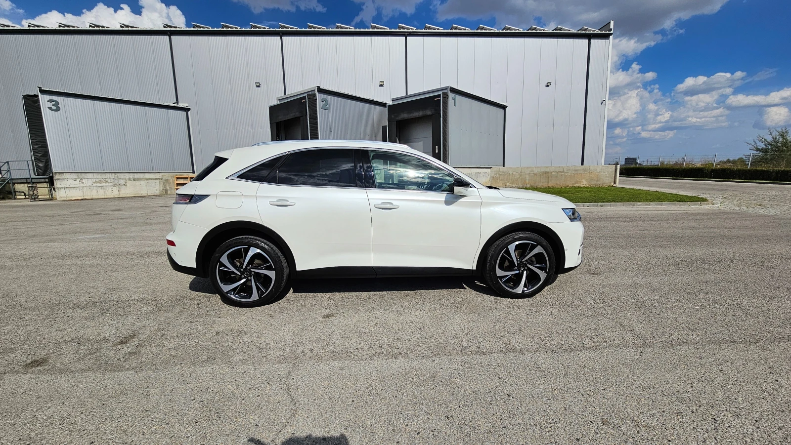 Citroen DS 7 Crossback 1.5HDI Avtomatik RIVOLI, снимка 5 - Автомобили и джипове - 55946038