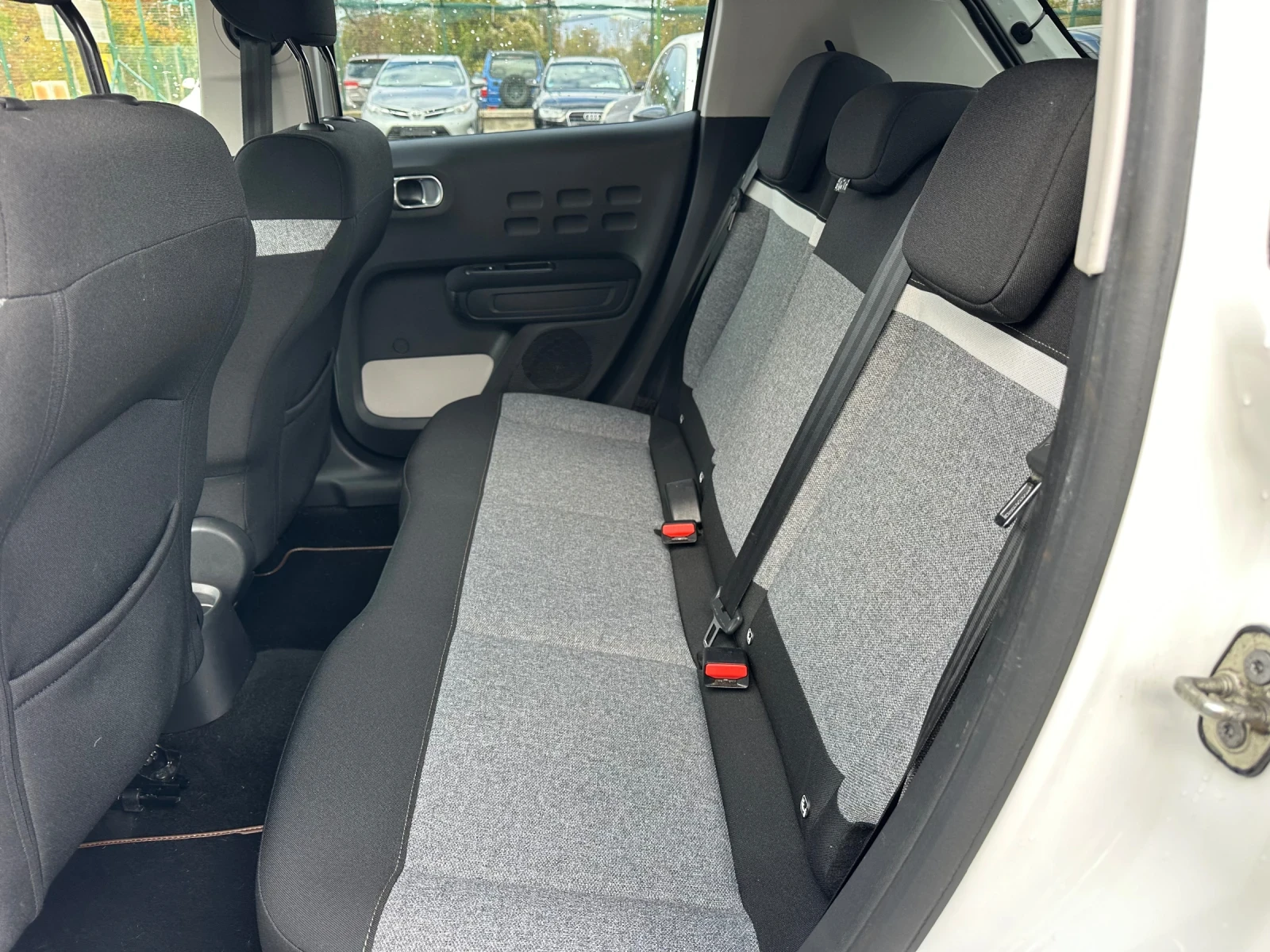 Citroen C3 1.5 HDi Aircroos | Mobile.bg � ����������� 12