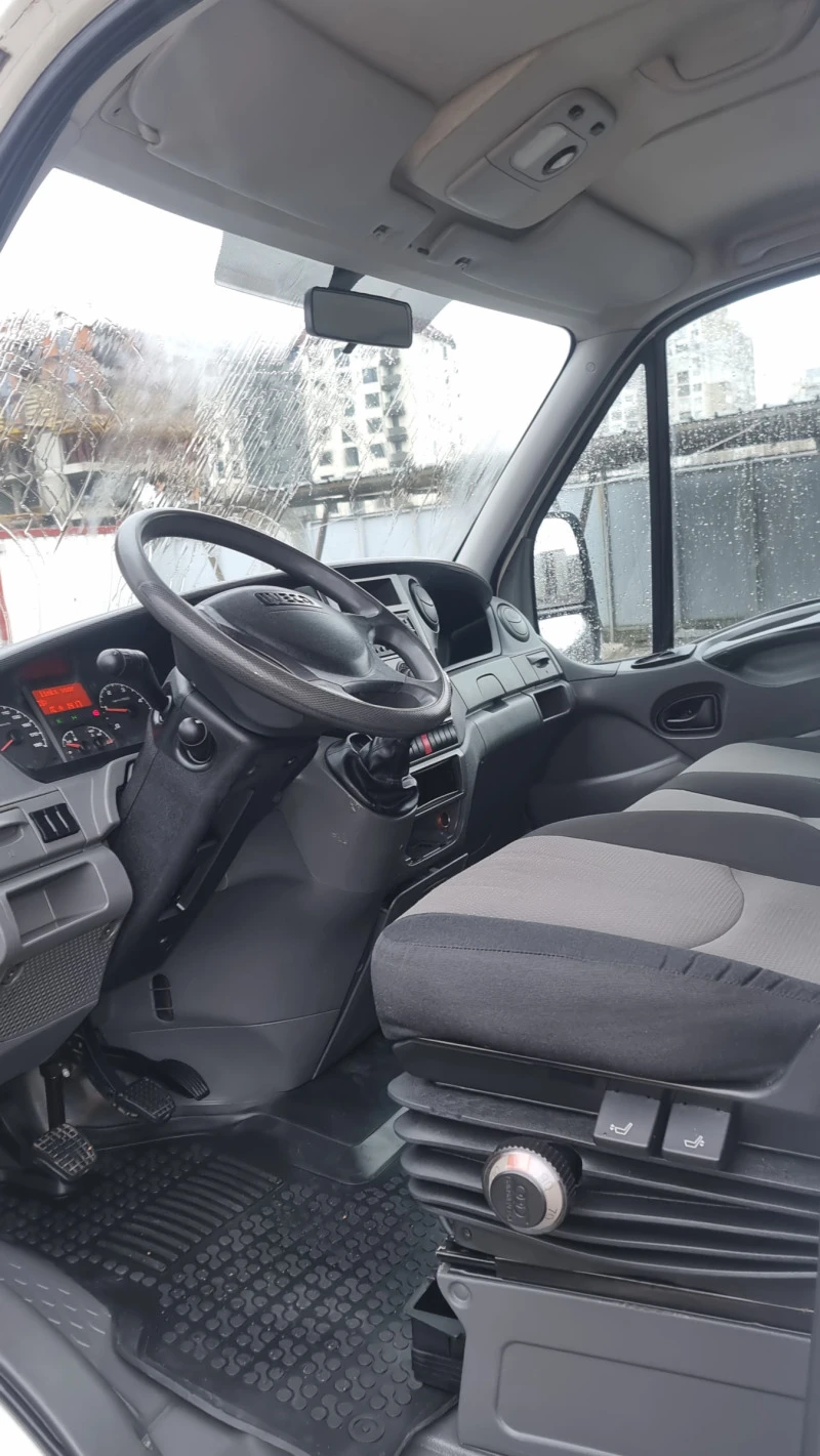 Iveco Daily КЛИМАТИК 3.0 МОТОР , снимка 10 - Бусове и автобуси - 47419179