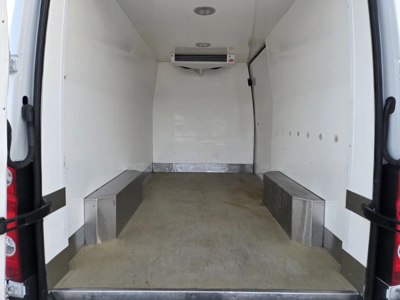 VW Crafter ХЛАДИЛЕН, Климатик, , снимка 11 - Бусове и автобуси - 50745111