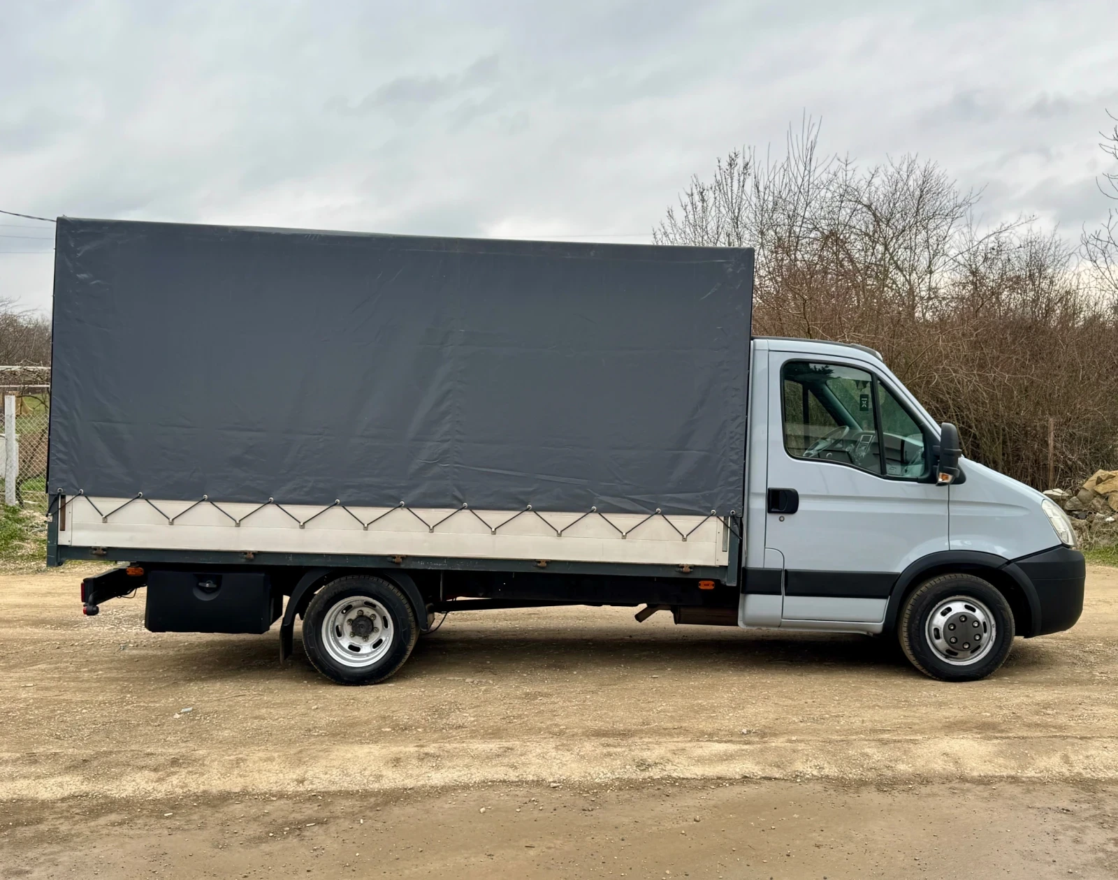 Iveco Daily 3.0* 170 000хил.км* БОРДОВИ+ БРЕЗЕНТ* БЛОКАЖ, снимка 8 - Бусове и автобуси - 54026116