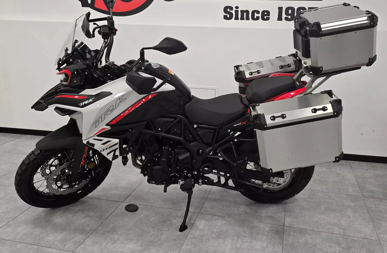 Benelli TRK 702X TRAVEL PACK NEW!!! KM.0!!!Euro 5+ !!! 2025 | Mobile.bg   1