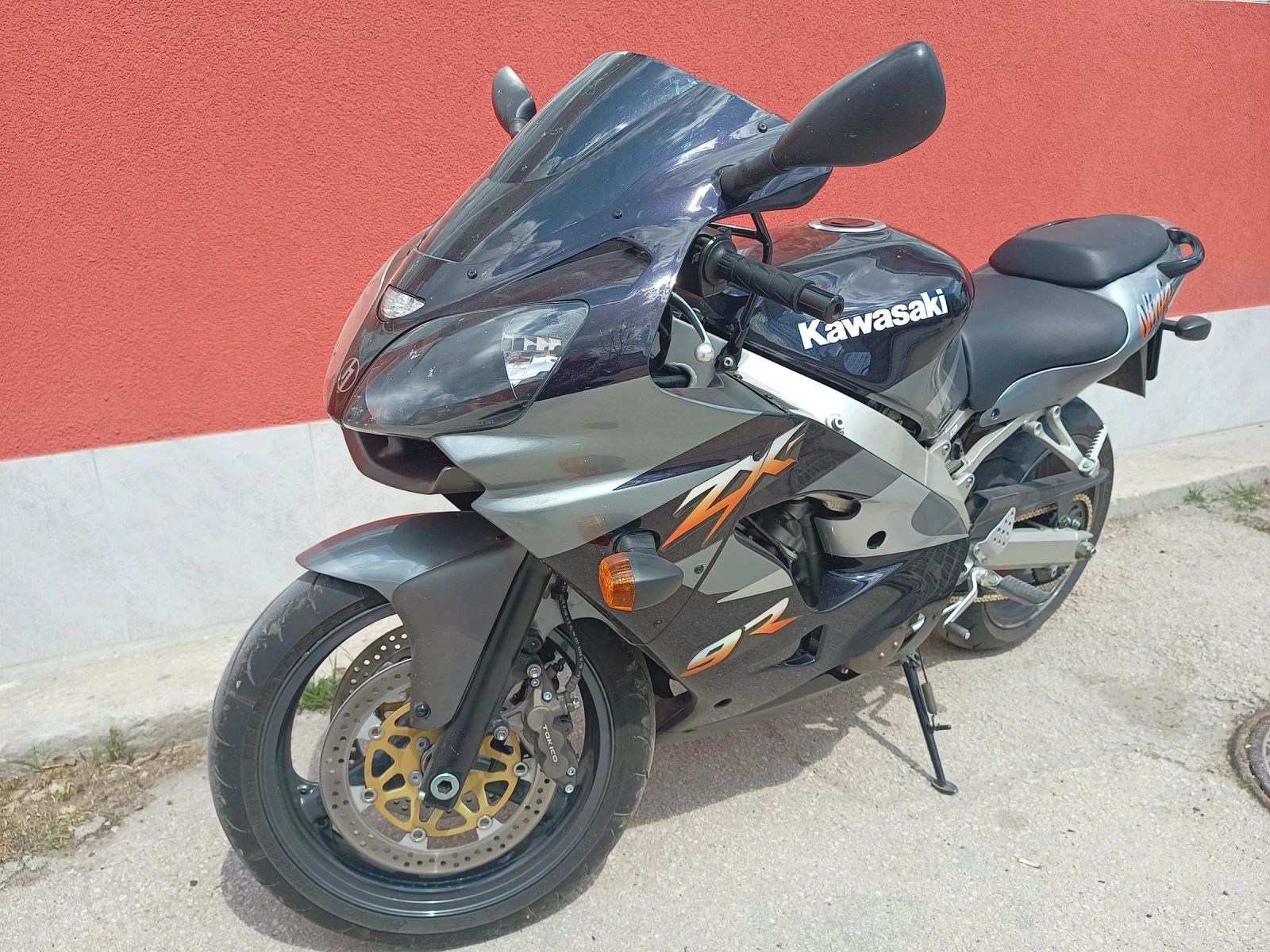 Kawasaki Zx ZX9R с генерация MIVV