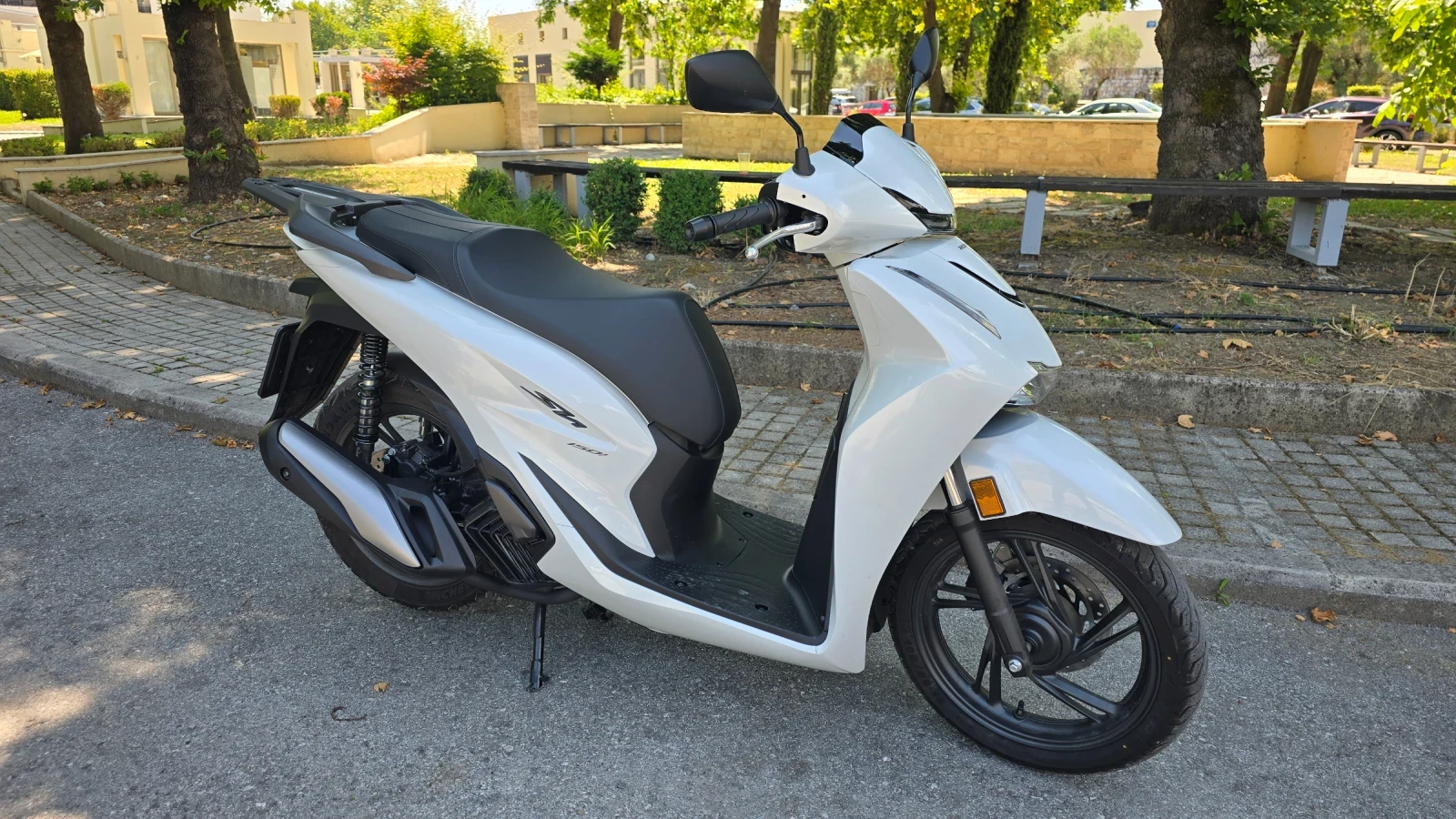 Honda Sh Бултрако 119км., снимка 2 - Мотоциклети и мототехника - 54852939