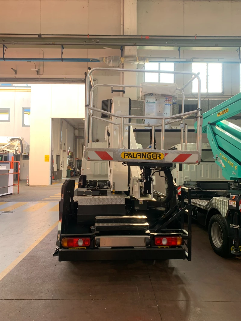 Автовишка Друга марка Palfinger P160A, снимка 3 - Индустриална техника - 52836322