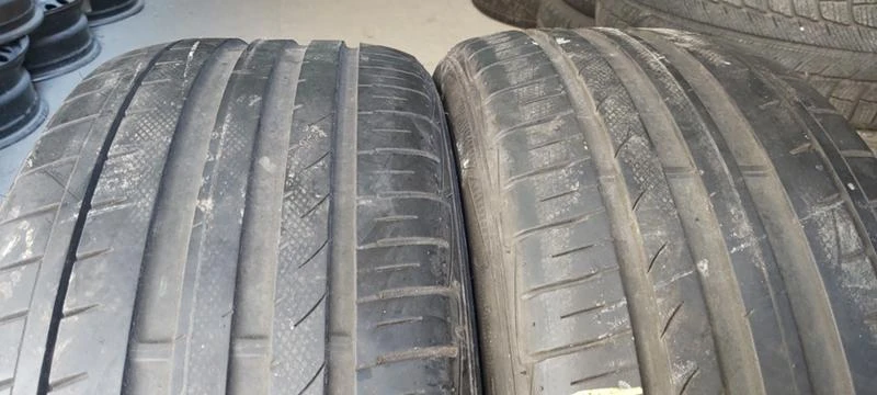 Гуми Летни 225/45R19, снимка 1 - Гуми и джанти - 32902316