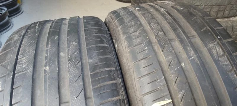 Гуми Летни 225/45R19, снимка 2 - Гуми и джанти - 32902316