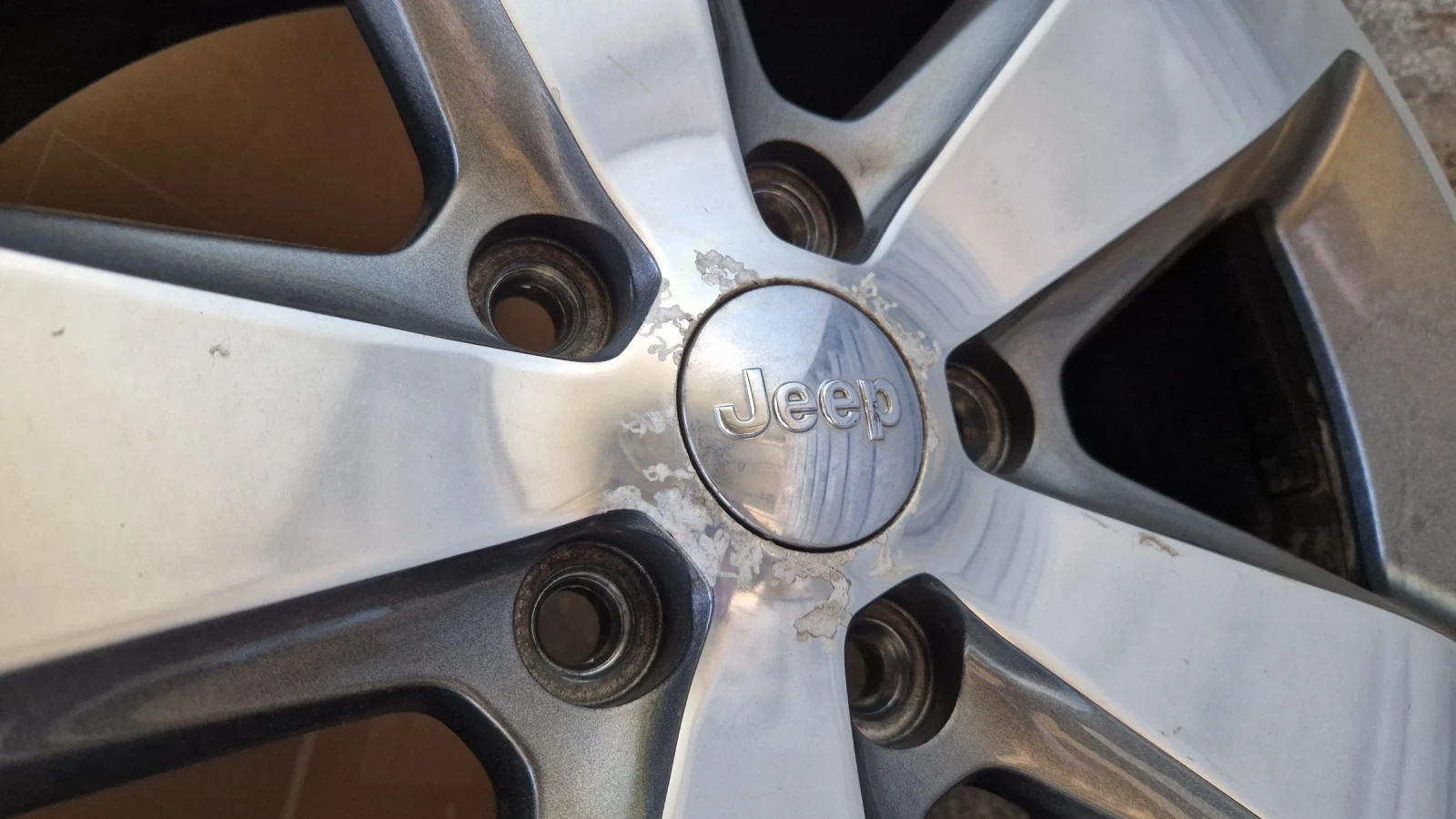 Гуми с джанти Други 265/50R20, снимка 4 - Гуми и джанти - 54371133