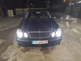 Mercedes-Benz E 320, снимка 1