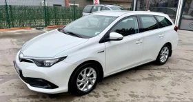 Toyota Auris Ts 1.8 Hybrid , снимка 1