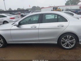 Mercedes-Benz C 300 4MATIC CARFAX АВТО КРЕДИТ  - 30100 лв. / 15389.89 € - 21500658 9