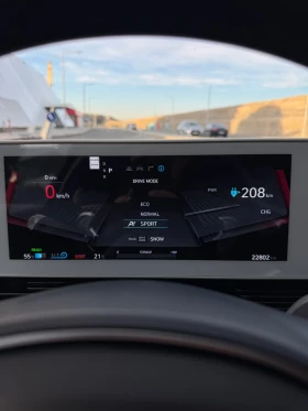 Hyundai Ioniq 5 4x4/LONG RANGE/ГАРАНЦИЯ/ , снимка 9