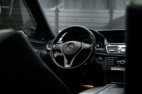 Mercedes-Benz E 400 * АВТО КРЕДИТ* ЦЕНА ДО БГ * СЕРВИЗНА ИСТОРИЯ *  - 27499 лв. / 14060.02 € - 49331766 11