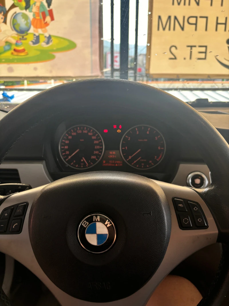 BMW 320, снимка 9 - Автомобили и джипове - 47285825