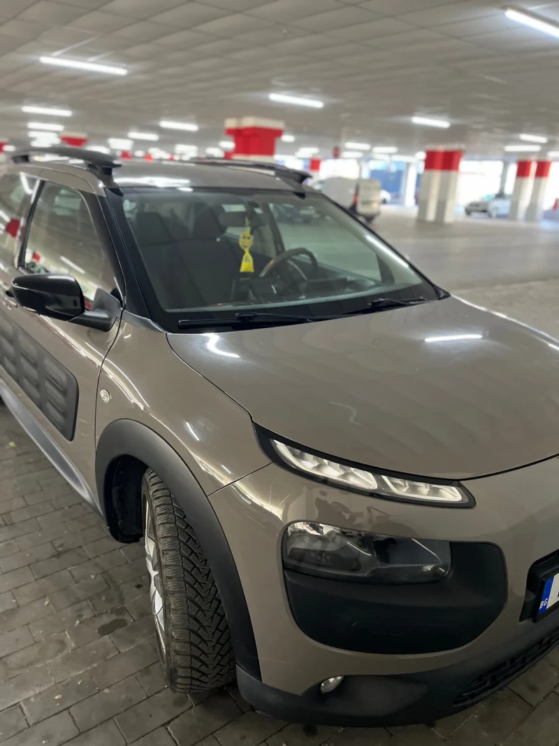 Citroen C4 Cactus, снимка 6 - Автомобили и джипове - 47626424