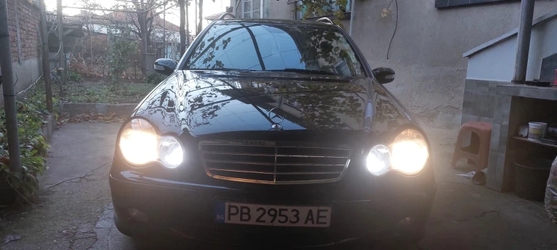 Mercedes-Benz C 220 C220, снимка 1 - Автомобили и джипове - 48154709